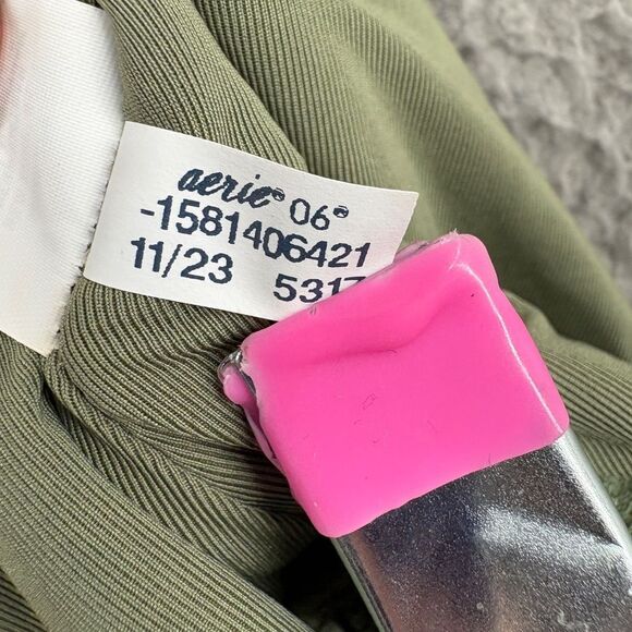 NWT Aerie Olive Green One-piece Swimsuit Full Coverage Ribbed Size Small shimmer - Picture 12 of 14